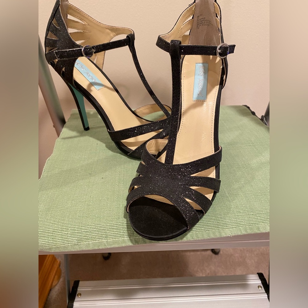 Betsey Johnson Shimmer Black Strappy Heels - Picture 6 of 7